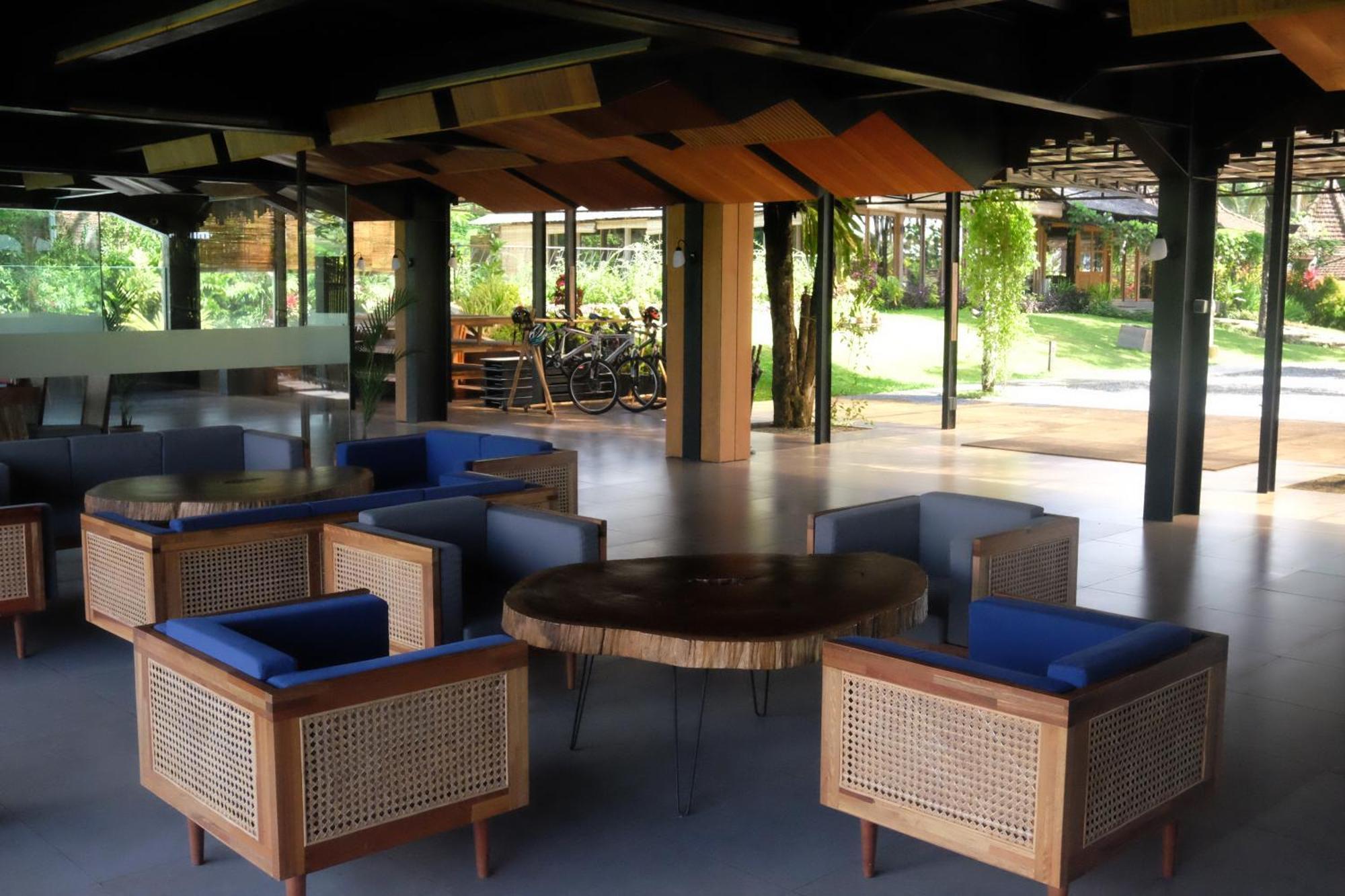 Teras Hotel Ijen Banyuwangi Banyuwangi  Exterior photo